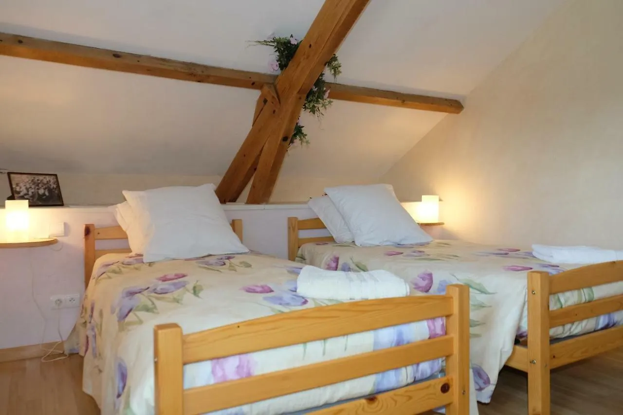 Ferme De Laprade Hotel Sauzet  0*, Sauzet (Lot)